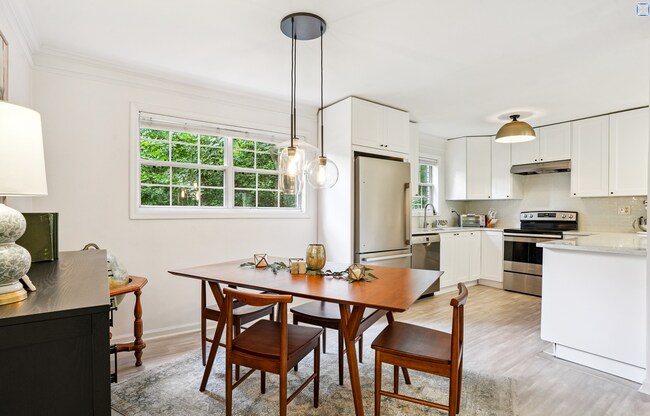 Building Photo - 2 Bedroom Condo in Buckhead for RENT!!! (Garden Brook at Peachtree Hills)