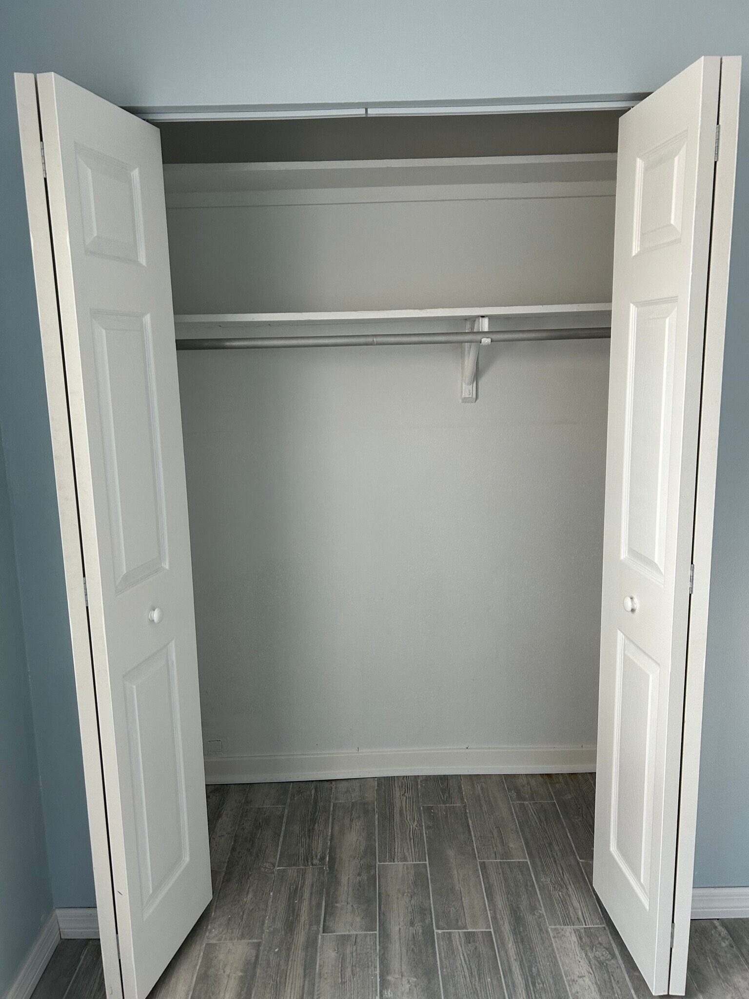 Building Photo - 721 1st St