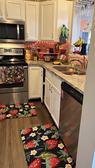 Building Photo - 4427 Nighthawk Ct