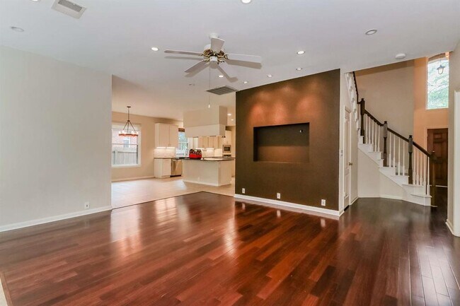 Building Photo - 5357 Austral Loop