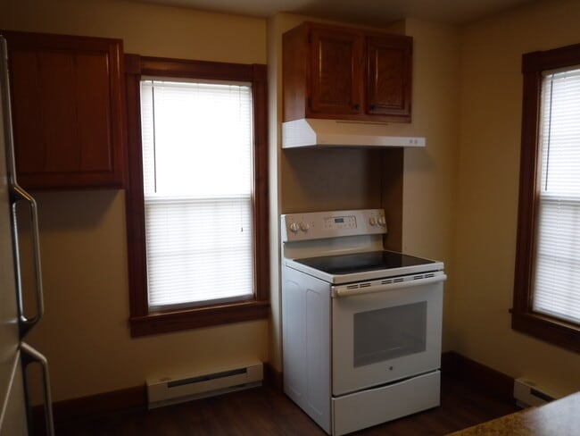 Building Photo - 13706 Maugansville Rd