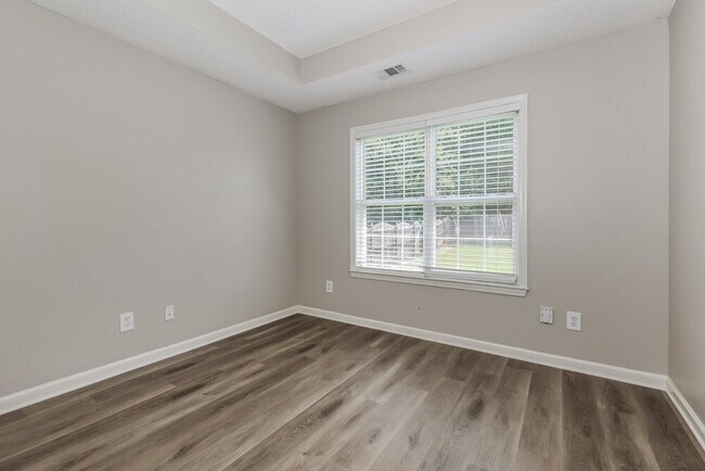 Building Photo - 468 Haven Ridge Dr