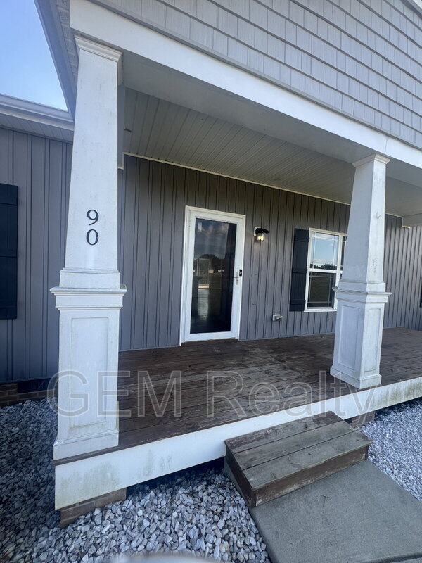 Building Photo - 90 Hickory Ridge Cir