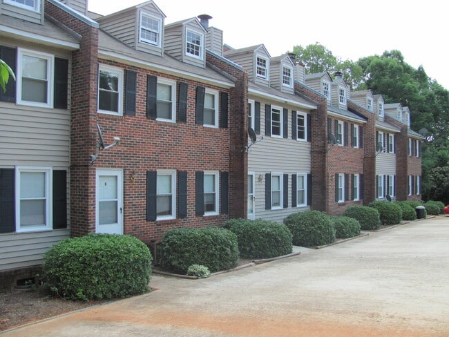 Building Photo - 11098 Watson Dr