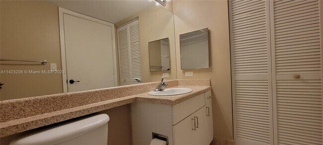 Building Photo - 4820 Highway 7