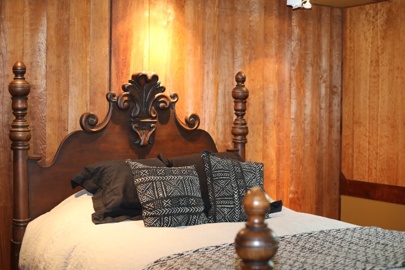 Building Photo - 54 Glen Lake Rd