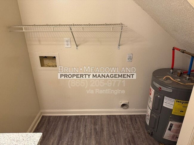 Building Photo - 9116 Parktop Ln NW