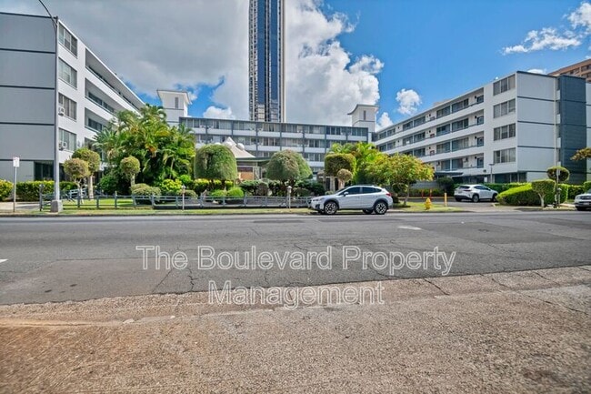 Building Photo - 1550 Rycroft St