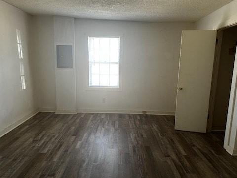 Building Photo - 6411 Mercer Rd