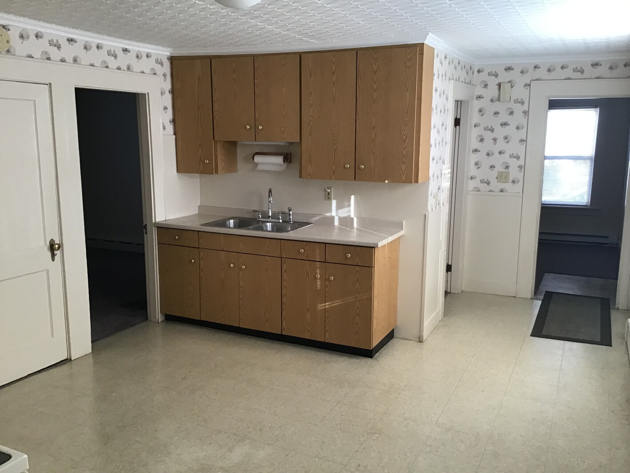 Kichen - 143 Prospect St