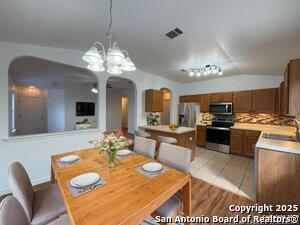 Building Photo - 10352 Bobcat Bluff