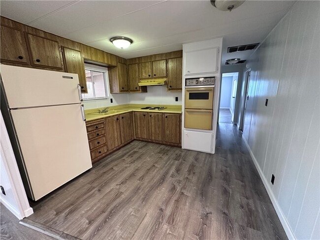 Building Photo - 1203 Pso Del Mar