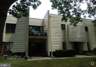 Building Photo - 210 Bradford Ct.