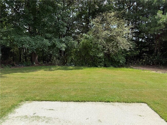 Building Photo - 3720 Crescent Walk Ln NE