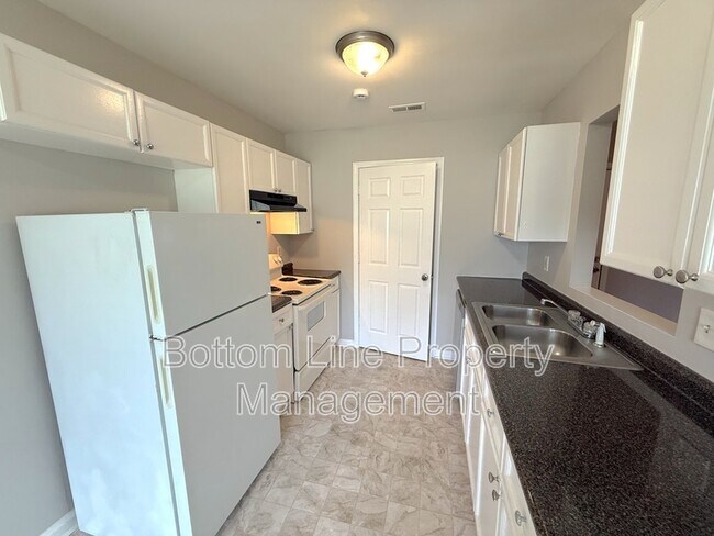 Building Photo - 5503 Windy Valley Dr