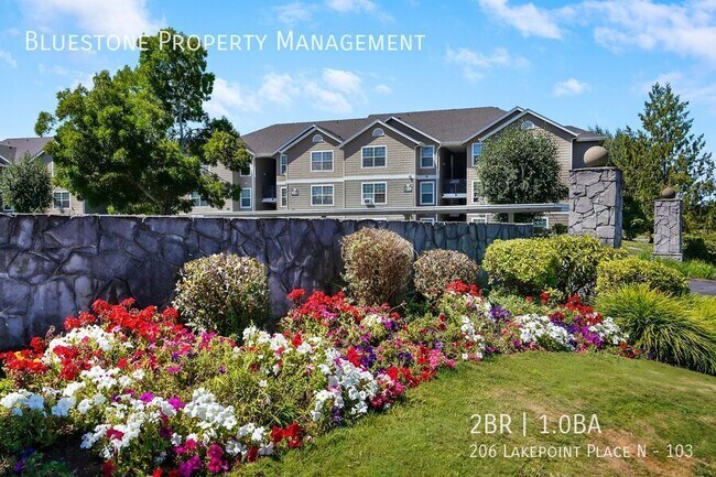 Building Photo - 206 Lakepoint Pl N