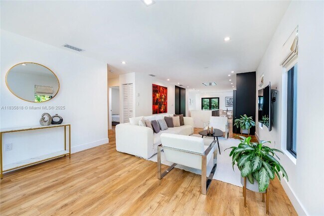 Building Photo - BAY VISTA PARK