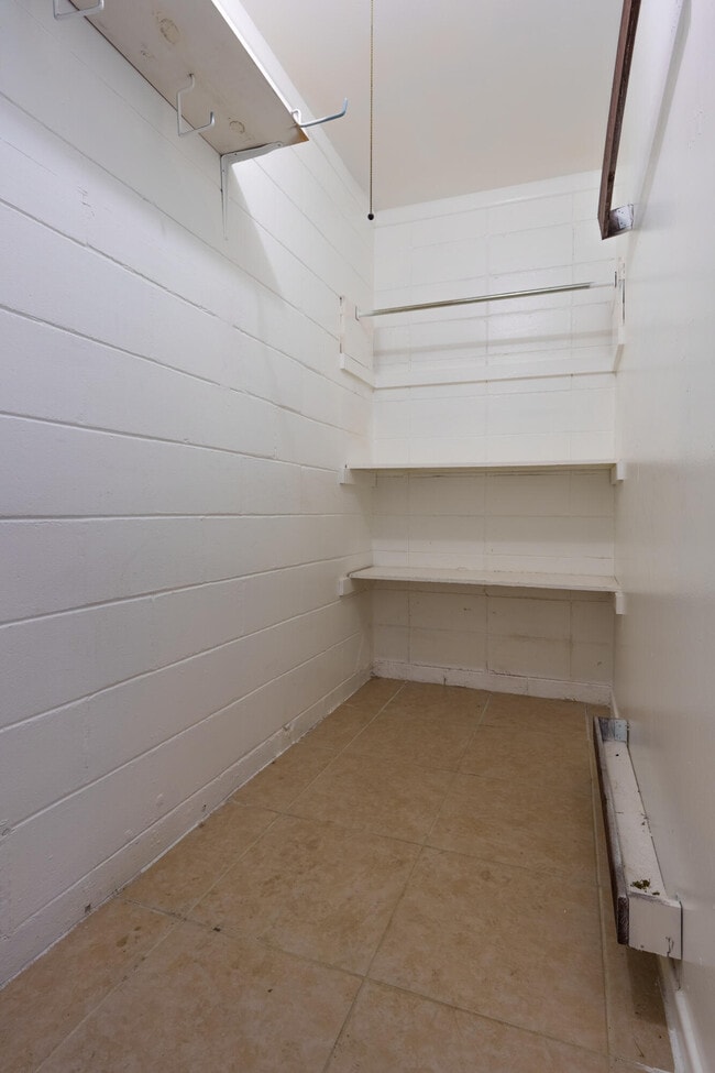 Building Photo - 3515 NW 8th Ave