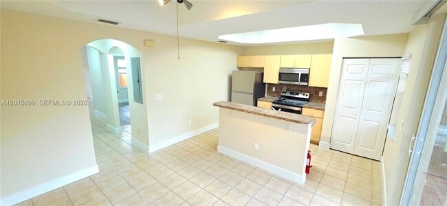 Building Photo - 4950 Tradewinds Ter