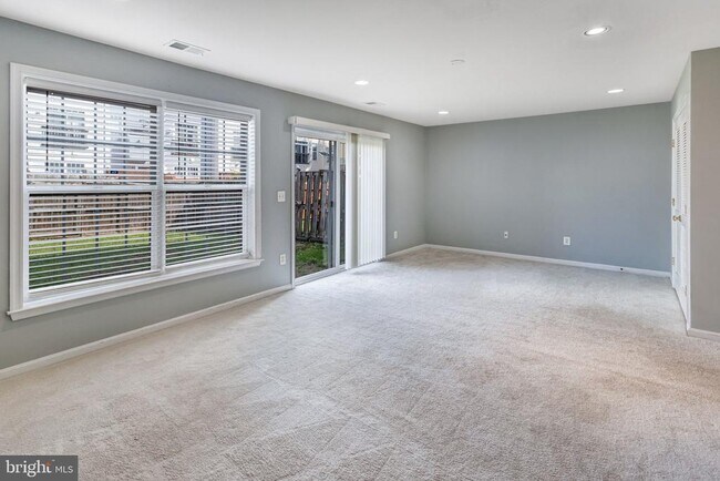 Building Photo - 15657 William Bayliss Ct