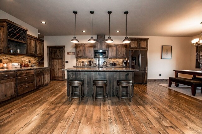 Building Photo - Glacier Ranch Home Available August 1