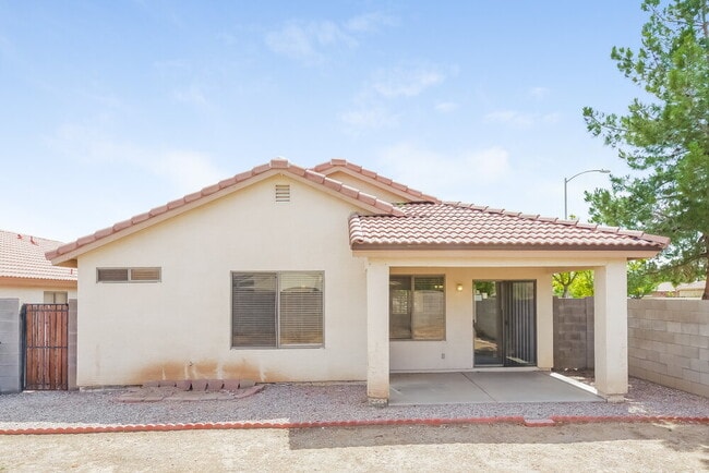 Building Photo - 13284 W Port Au Prince Ln