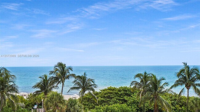 Building Photo - 4775 Collins Ave