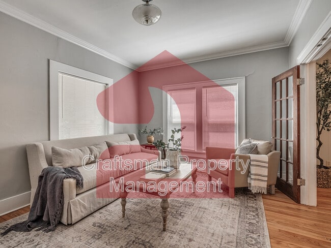 Building Photo - 1501 Gladstone Terrace