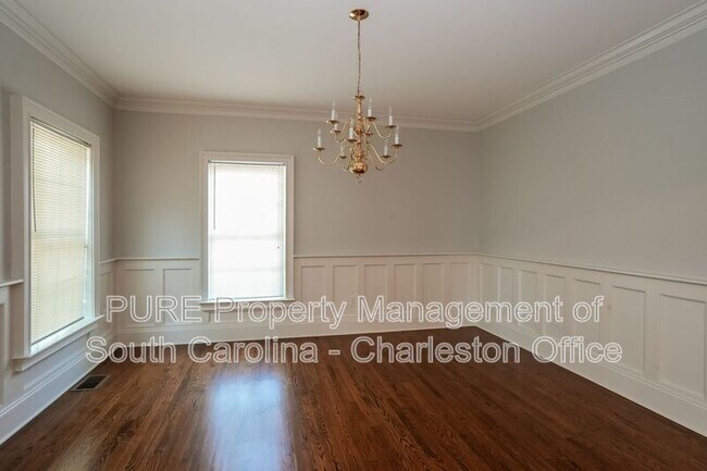 Building Photo - 1166 Waterfront Dr