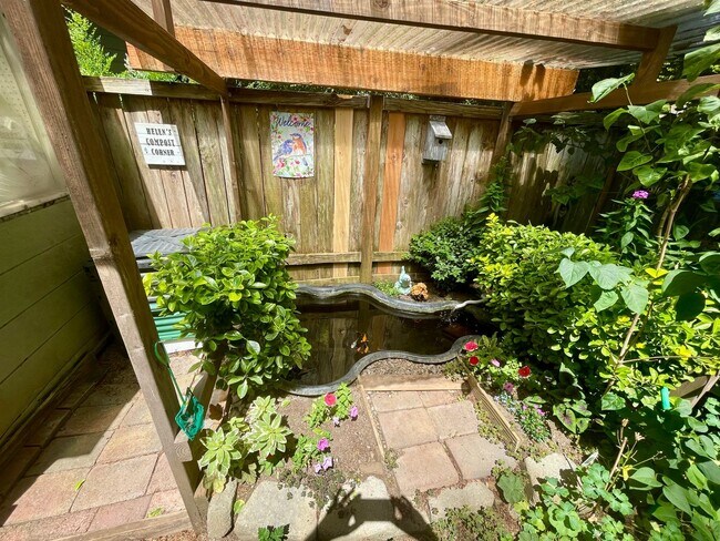 Building Photo - Tastefully Updated Home with a Beautifully...