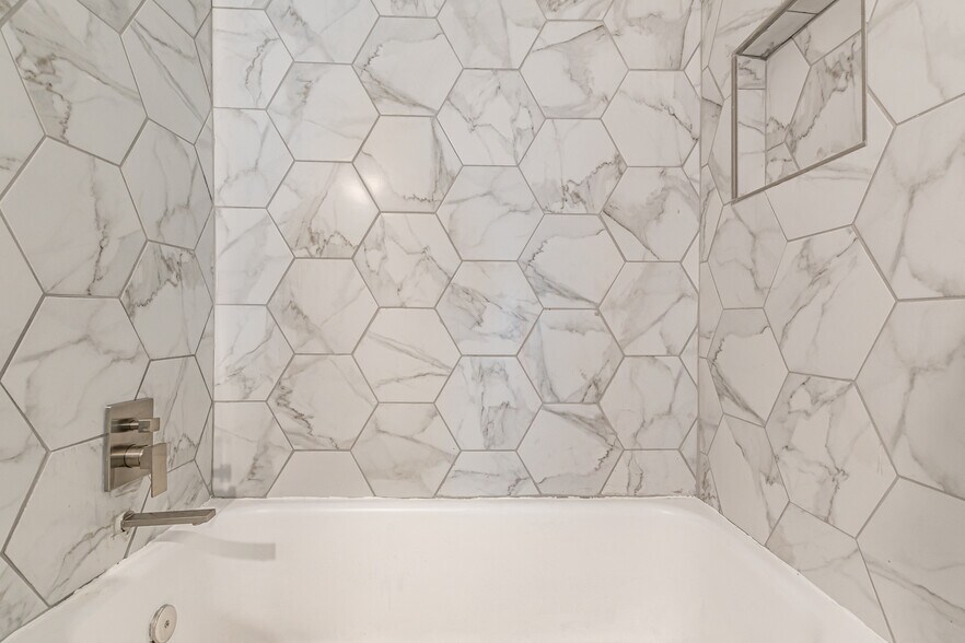 Tile shower - 1393 Westview Dr SW
