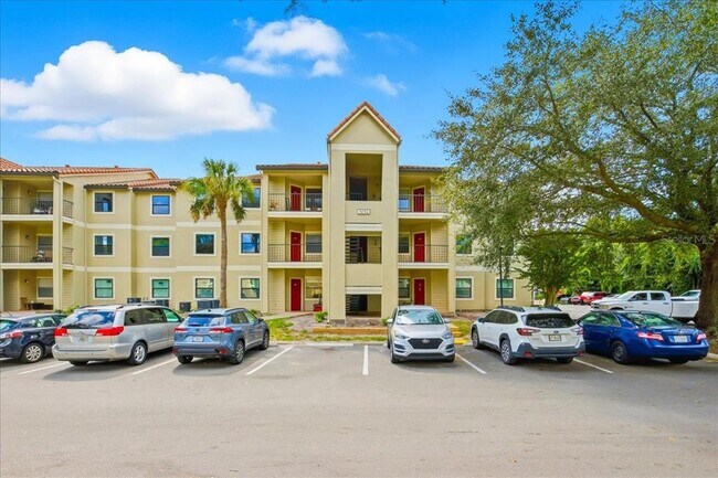 Primary Photo - 3032 Parkway Blvd