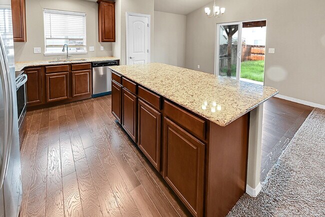 Building Photo - $2,550 - 4 Bed, 3 Bath Home in Colorado Sp...