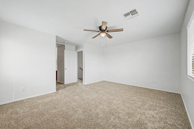 Building Photo - 25683 W Satellite Ln
