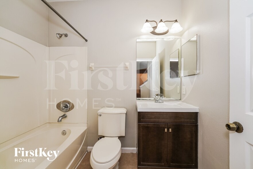 Building Photo - 4365 Millicent Cir