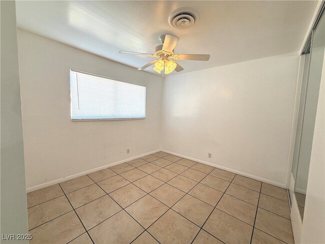 Building Photo - 5804 Jerry Dr