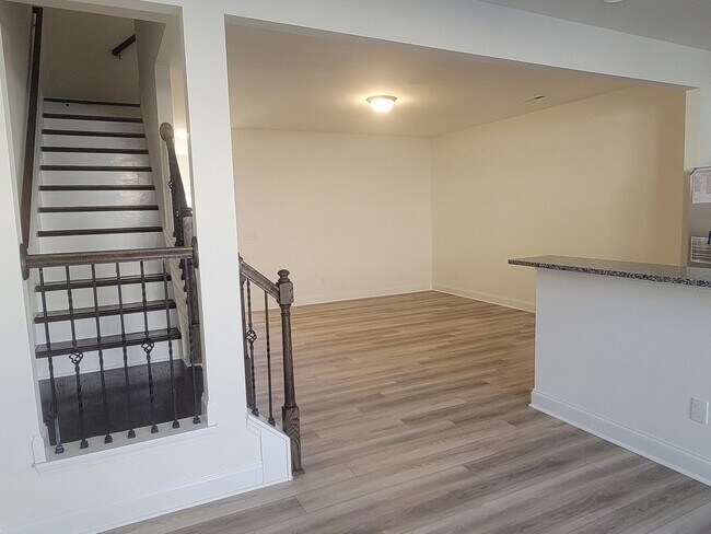 Building Photo - Charming 3BR Townhome in Durham