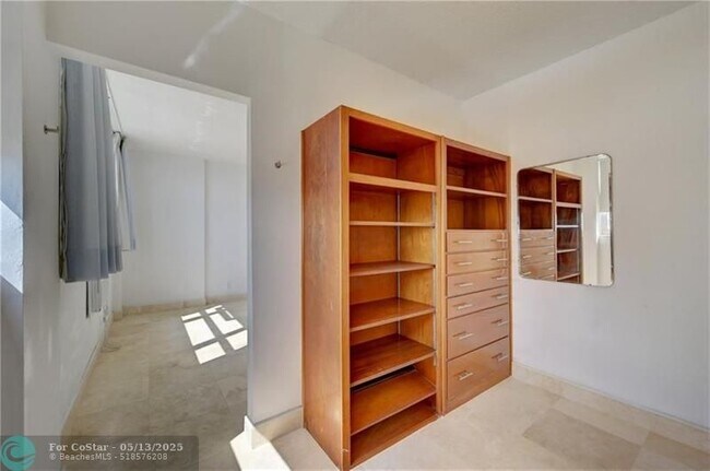 Building Photo - 345 N Fort Lauderdale Beach Blvd