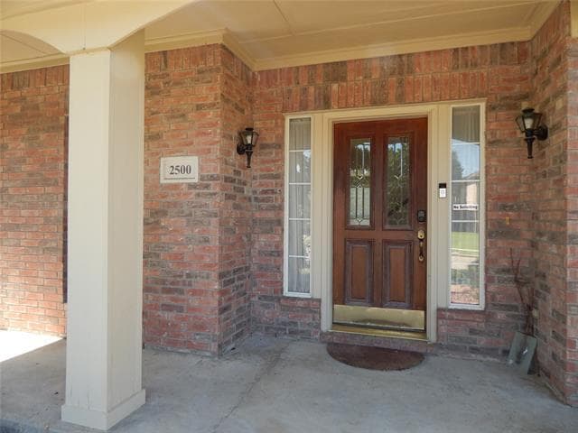 Building Photo - 2500 Coolwater Dr