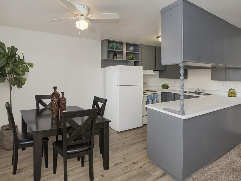 Building Photo - Penrose Plaza