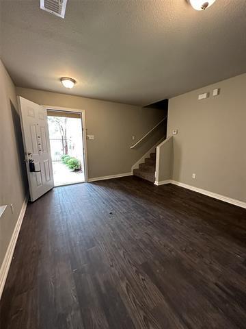 Building Photo - 6317 Benavides Dr