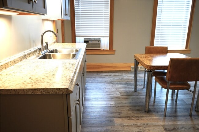 Building Photo - 54 Central Ave