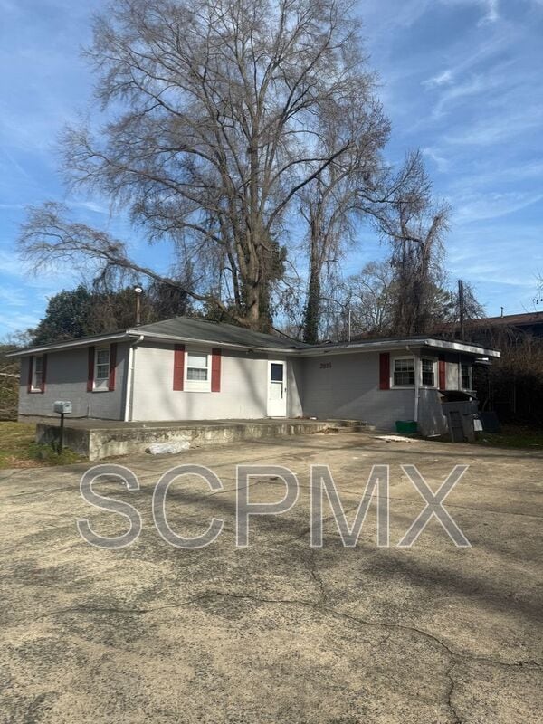 Building Photo - 2615 Kenhill Dr