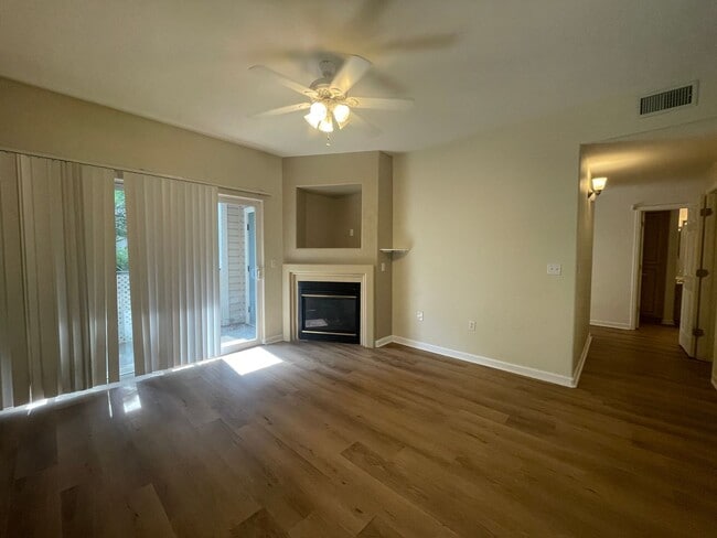 Building Photo - Great Miramonte Ranch Condo - Available Se...