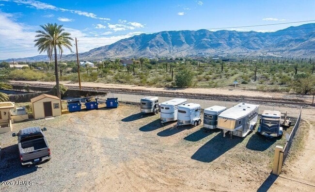 Building Photo - 3232 Carver Rd