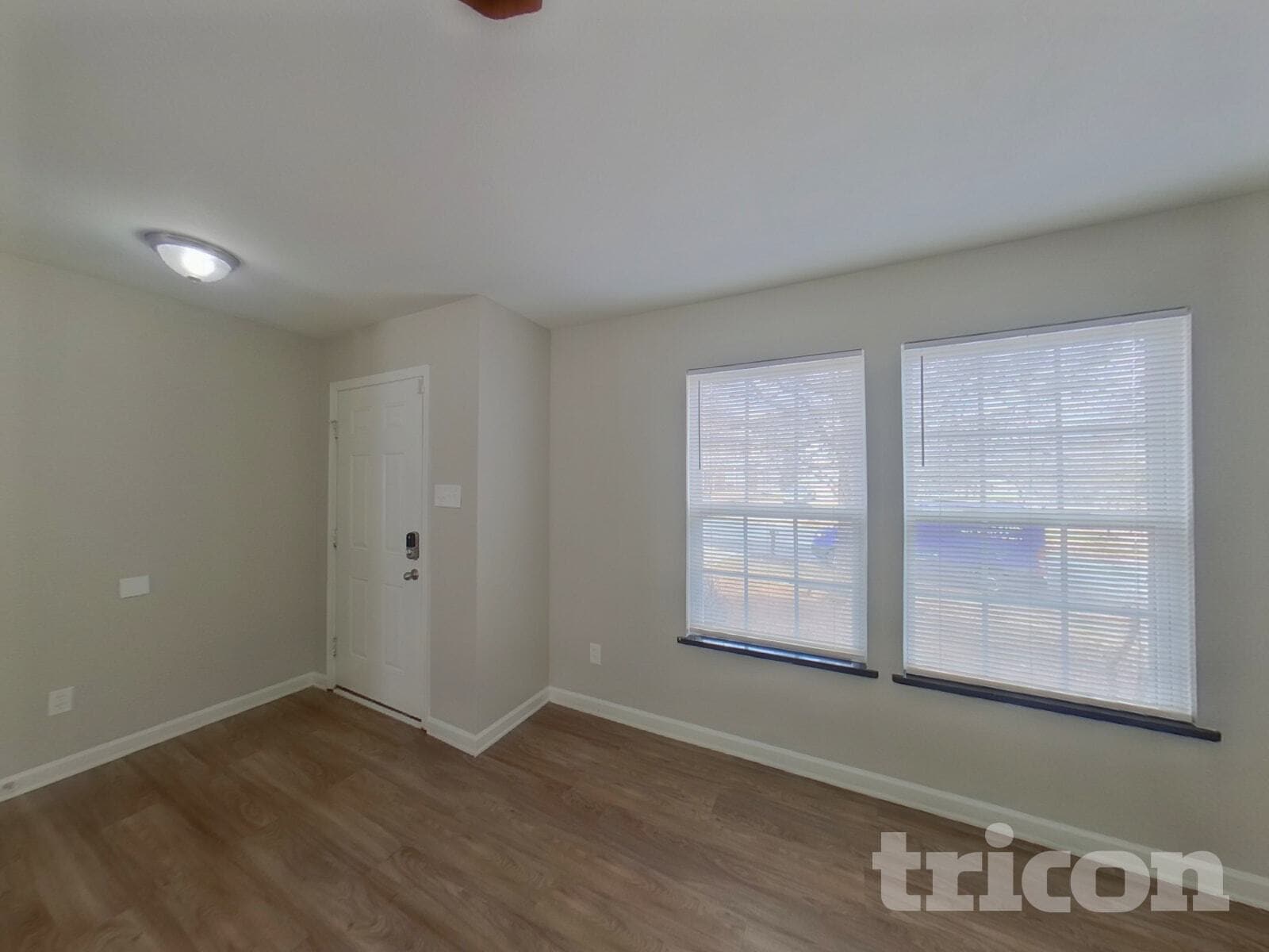 Building Photo - 2028 Dunsmore Ln