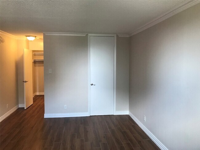 Building Photo - 3883 Turtle Creek Blvd