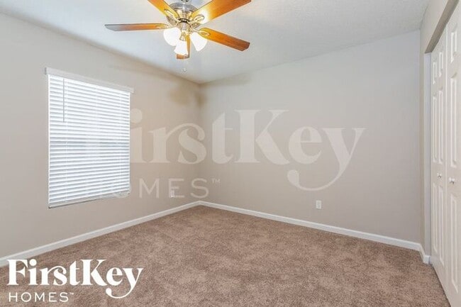 Building Photo - 3391 SW Espanola St