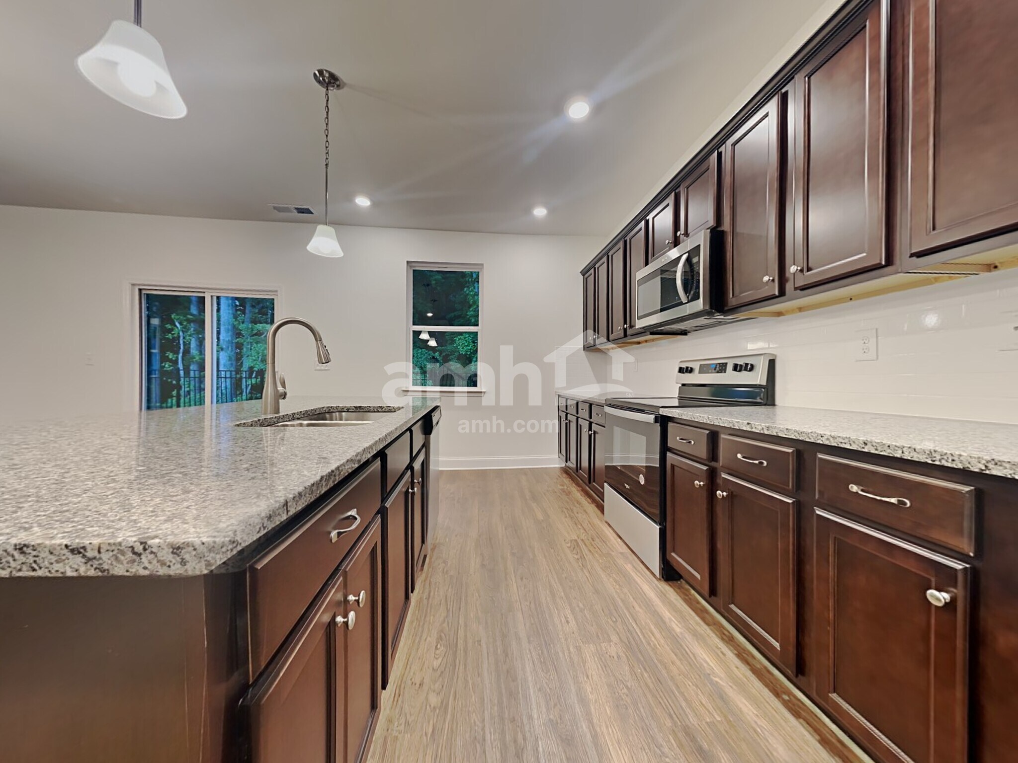 Building Photo - 152 Rivulet Dr