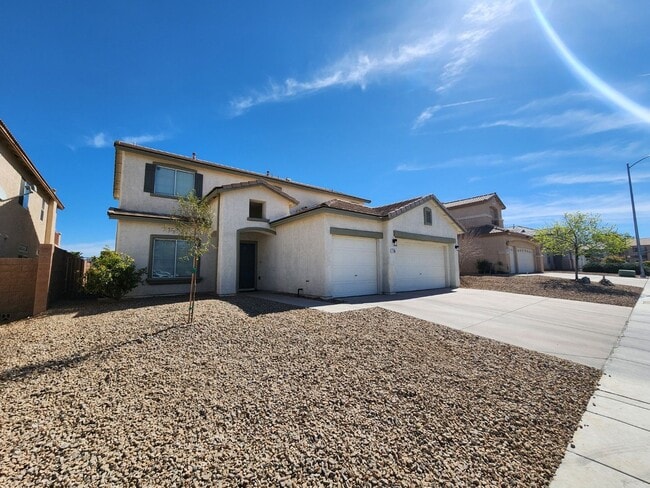 Building Photo - In the Heart of Green Valley Ranch